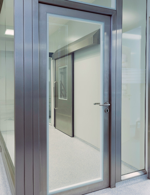 Reinraum-Komplettlösung mit Türen und Wänden